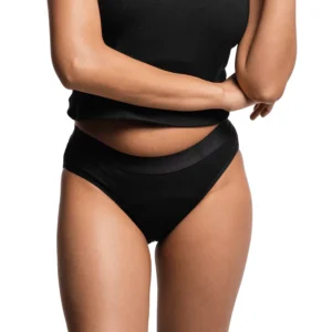 Confidence Period Panties in Bikini Cotton Black – reusable, leak-proof women’s underwear with soft cotton fabric and full back coverage.